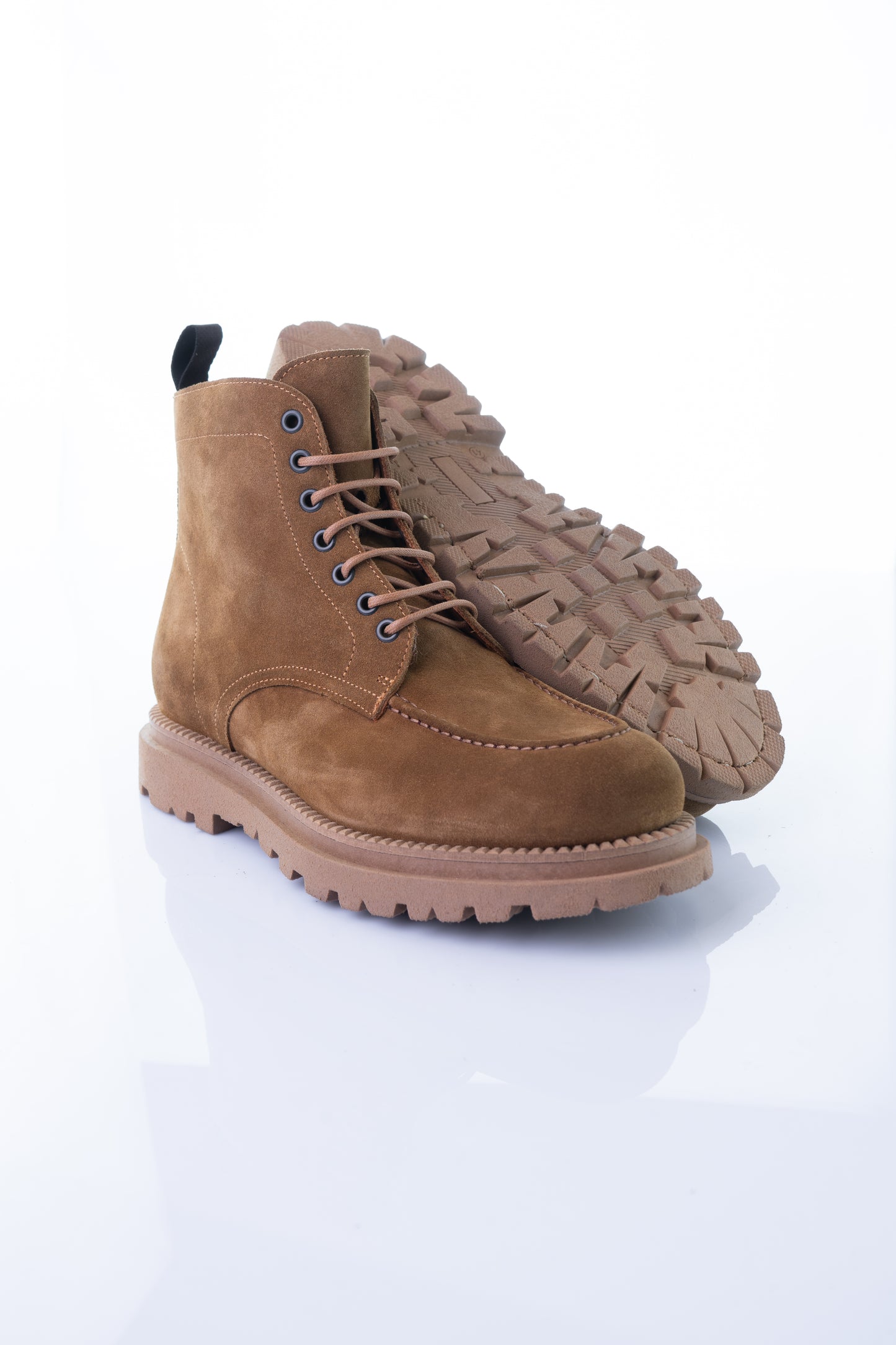 Flecs F637 – Tobacco Suede Lace-Up Boot