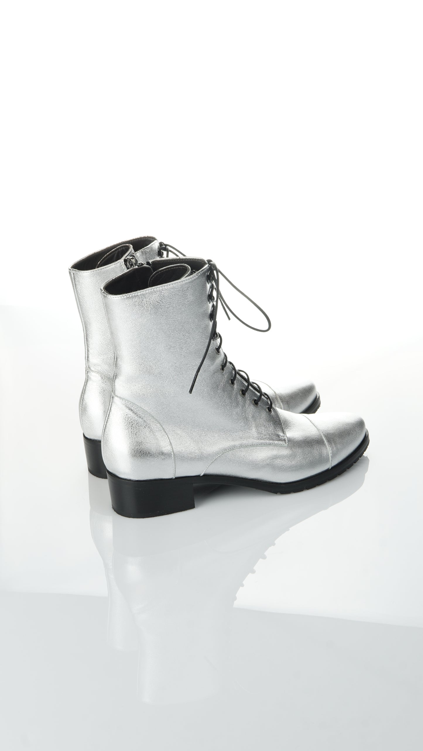 Viola Fonti - Metallic Boots