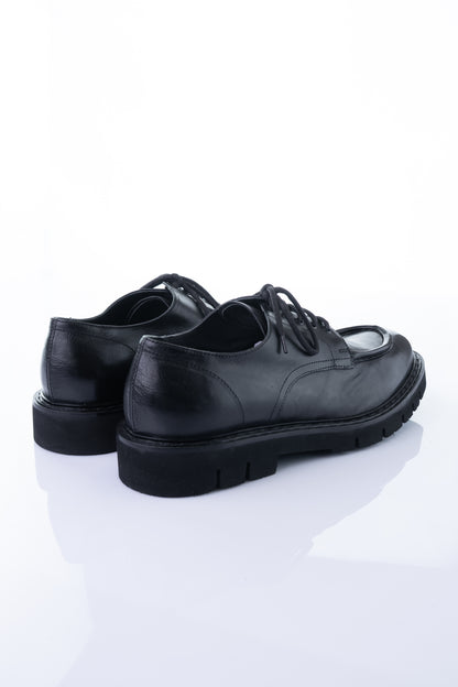 Ducanero A2759 – Black Vitello Leather Derby