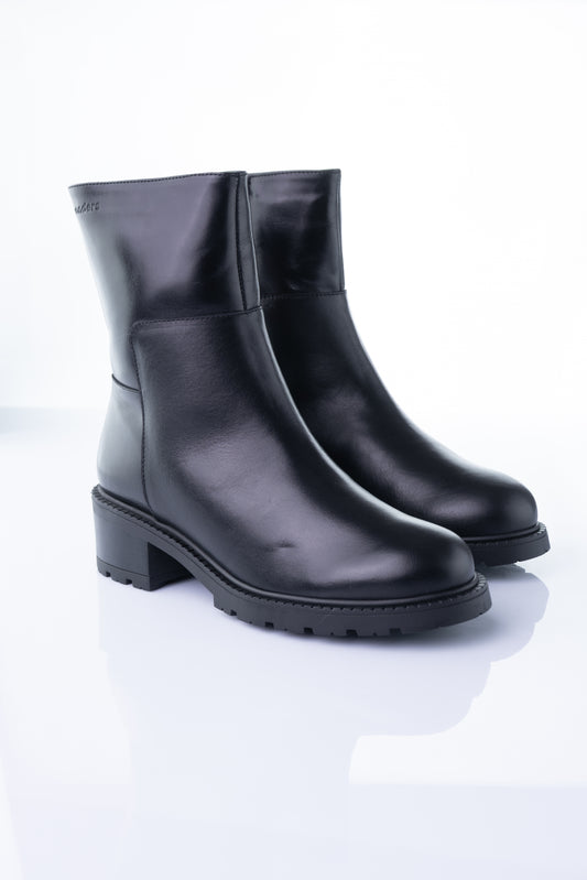 Wonders D-1427-M – Black Leather Mid-Calf Boot