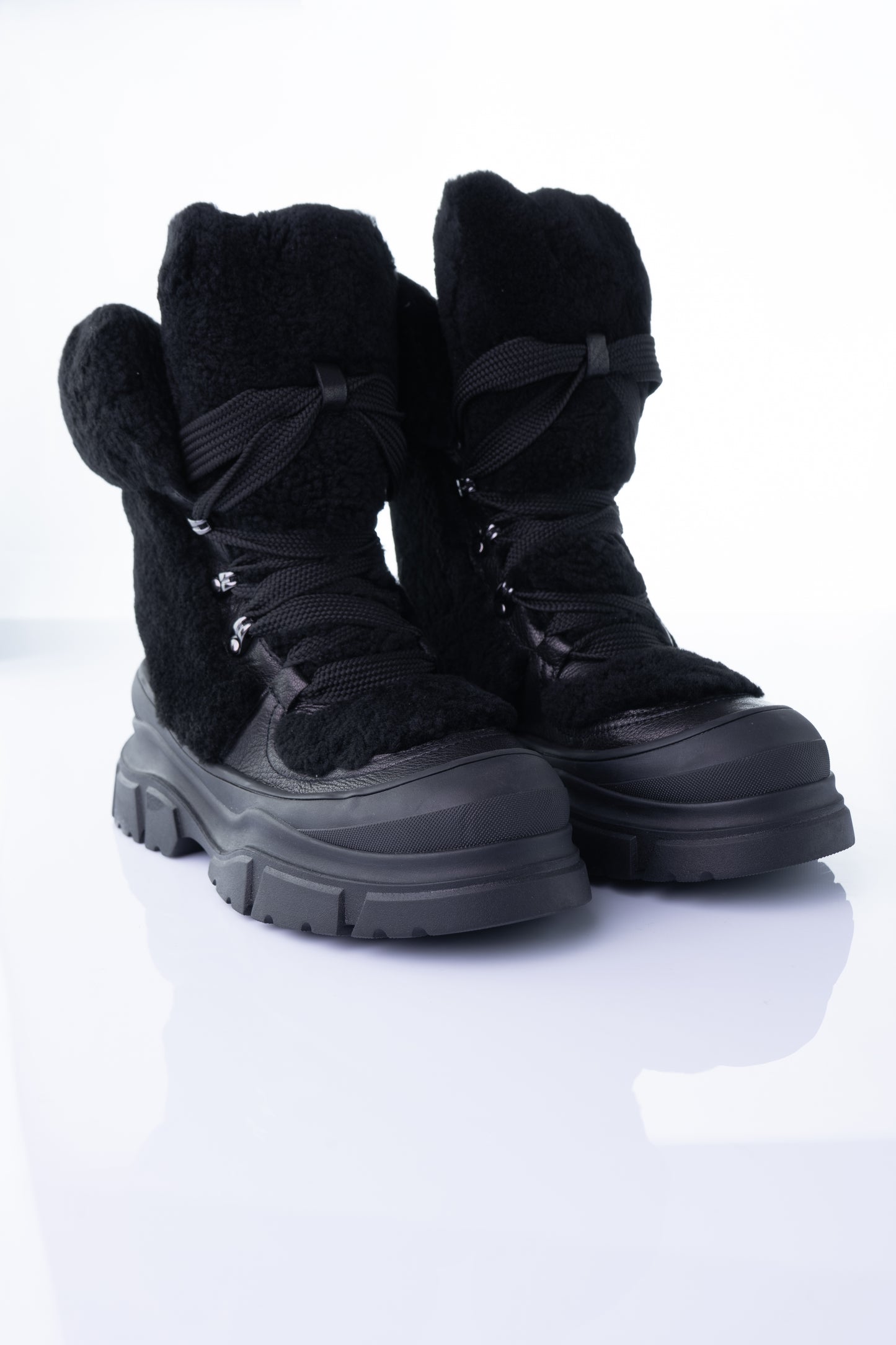 Massimo Soraya – Black Faux-Fur Winter Boot