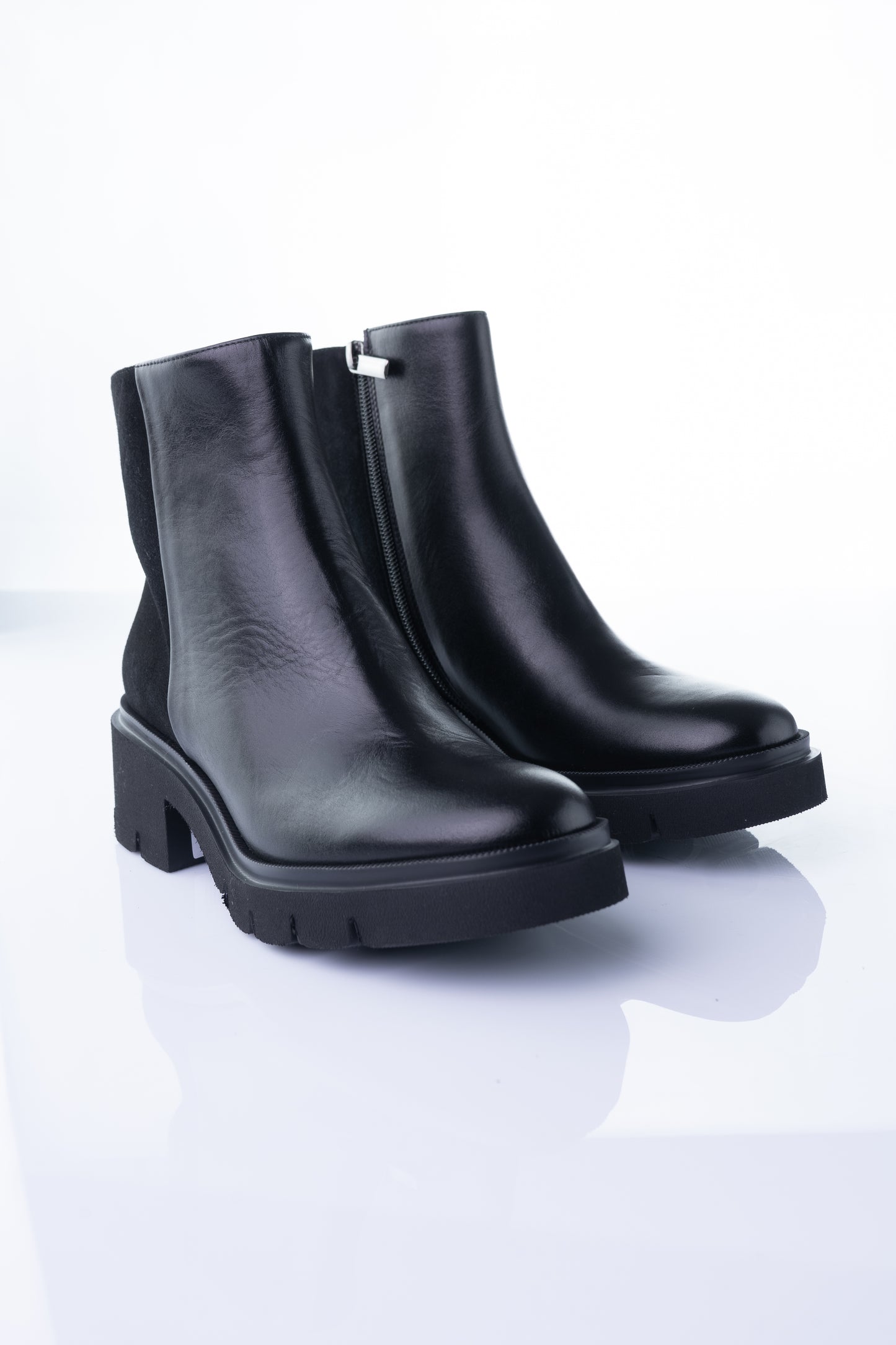 Viola Fonti 1659 SUSY – Black Leather & Suede Chunky Ankle Boot
