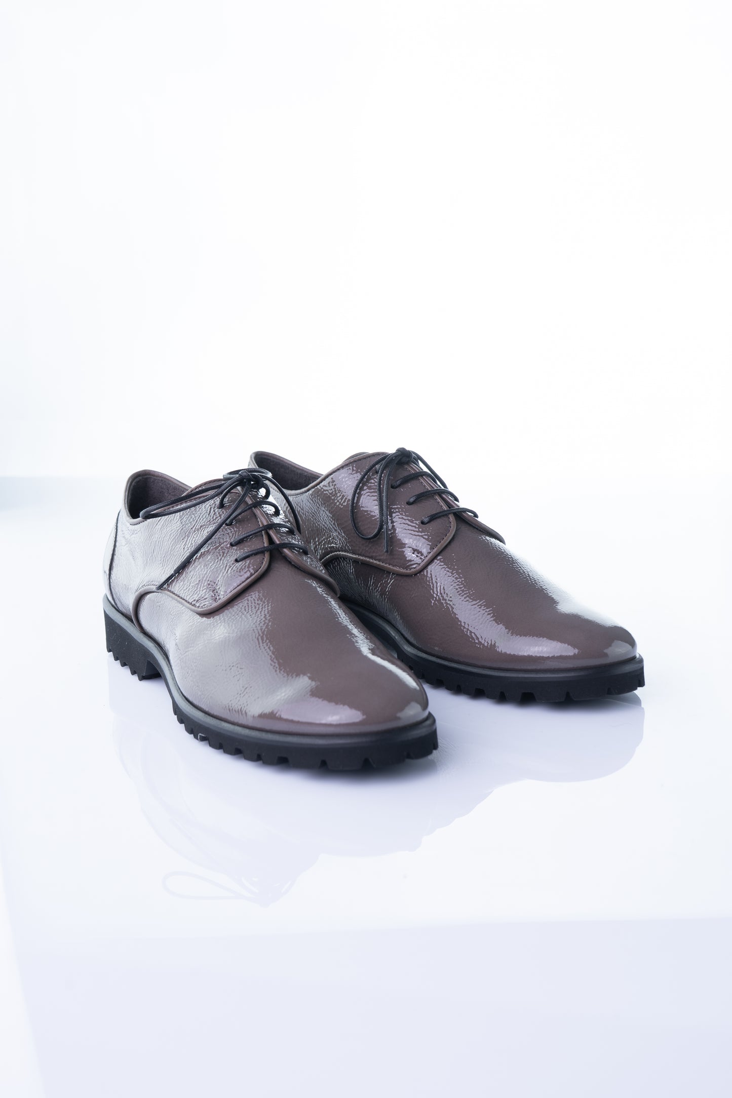 Viola Fonti 2451 – Taupe Naplack Textured Derby