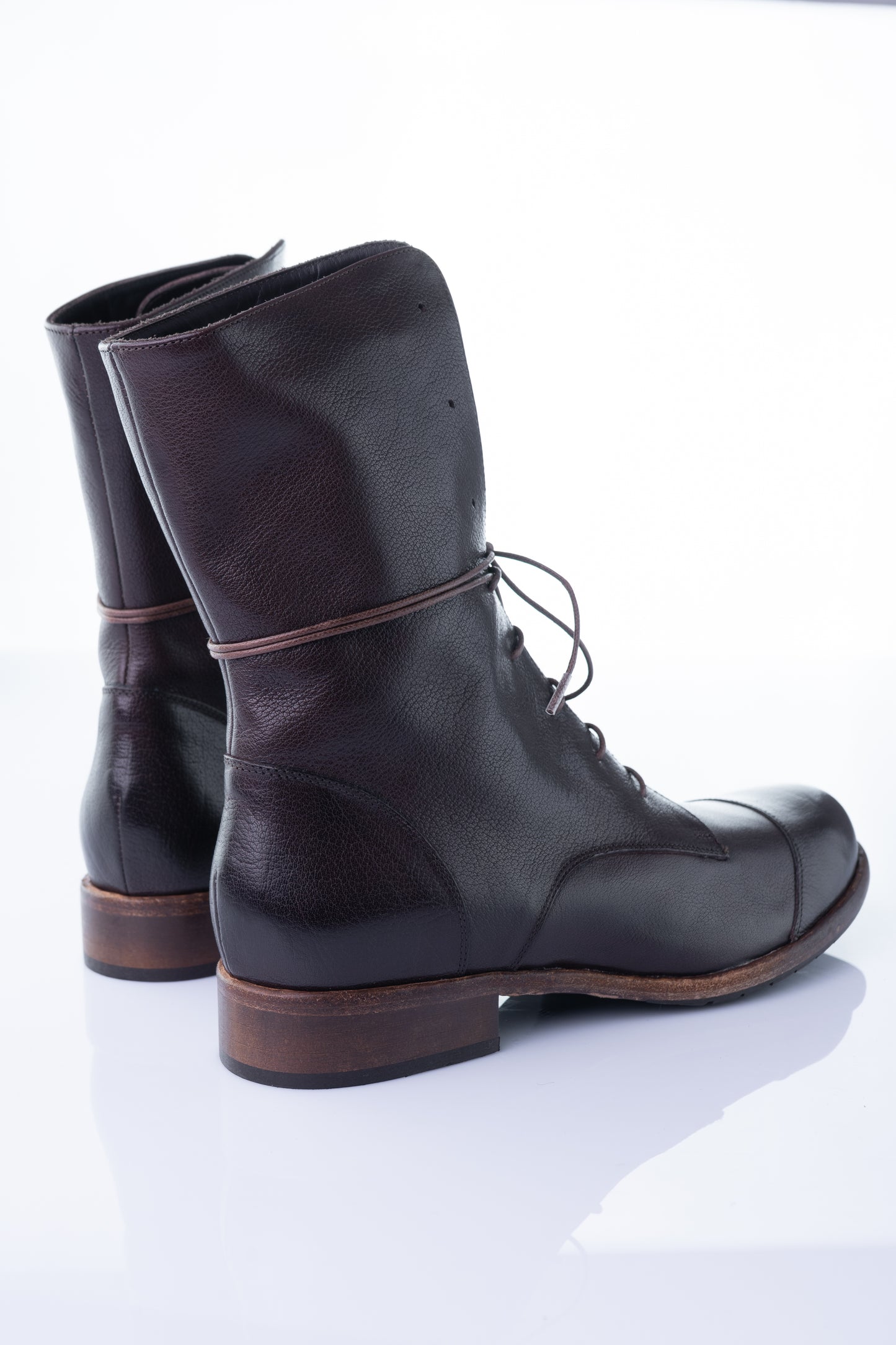 Viola Fonti 1334 – Dark Brown Buffalo Leather Lace-Up Boot